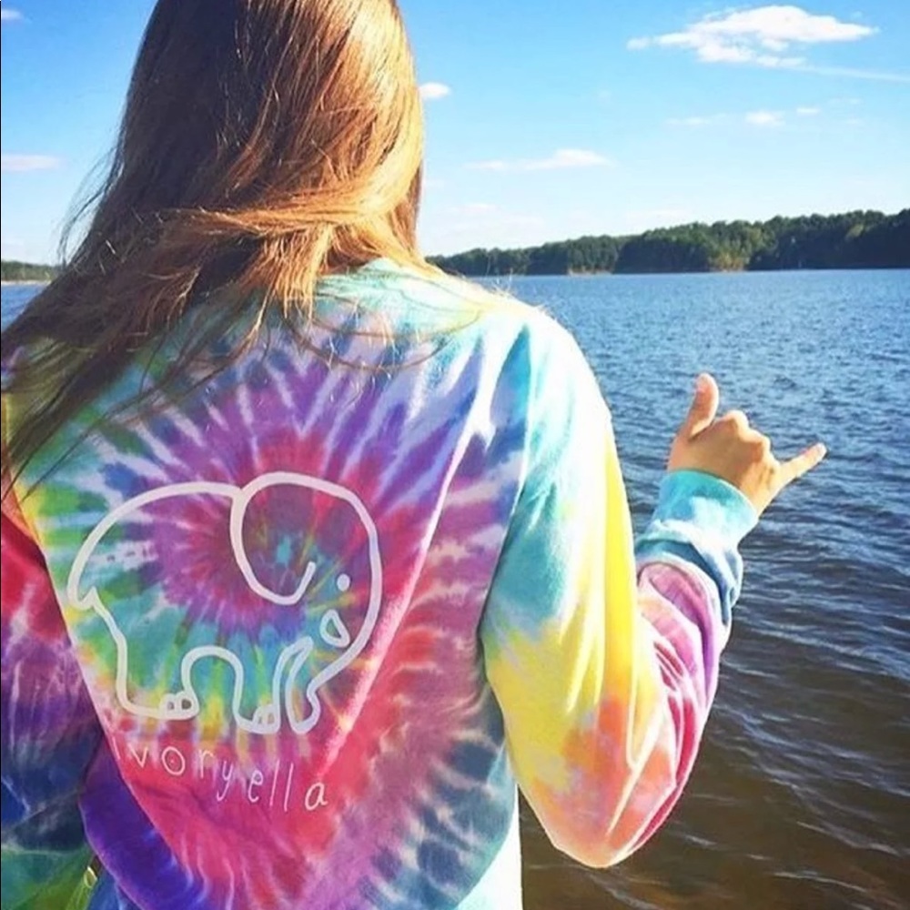 Rare ivory Ella tie dye t shirt